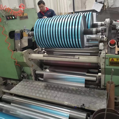 Film polyester métallisé en cuivre bleu et noir ou en aluminium pour les emballages et les conduits