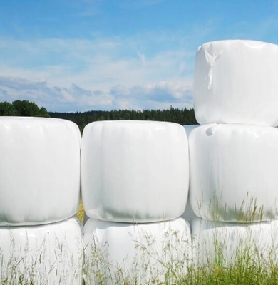 Film d' emballage pour les fourrages, les encombrements pour les bovins et les moutons Fermentation du maïs Paille d' enveloppe d' herbe sèche et humide Film de ballage