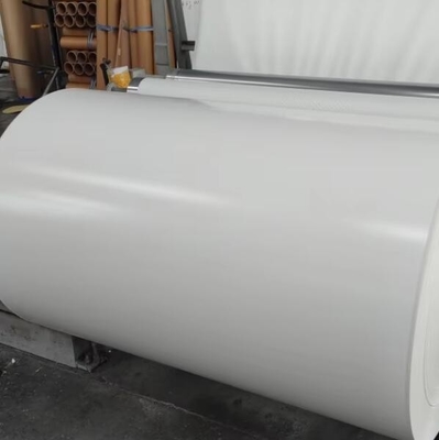 Papier en feuille de PU blanc de couleur solide pour le dos du contreplaqué et des panneaux MDF