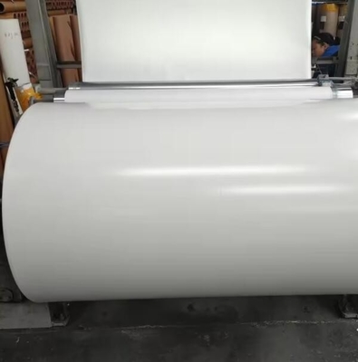 Papier en feuille de PU blanc de couleur solide pour le dos du contreplaqué et des panneaux MDF