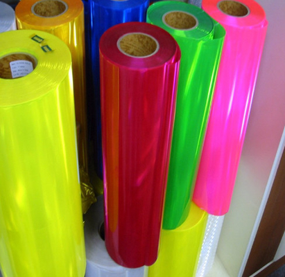 Films transparents en PVC, divers films en PVC pour emballage de sacs à main Films transparents pour emballage de vêtements neufs et anciens
