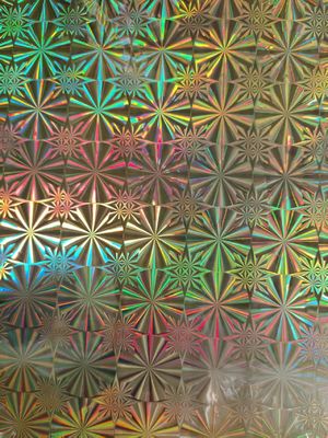 12mic PET/17mic bopp revêtement de base métallisé holographique Utilisé pour l'impression UV