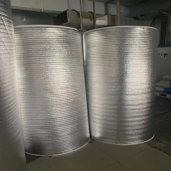 Film métallisé pour animaux de compagnie et feuille d'aluminium avec revêtement PE Film stratifiant pour matériau isolant